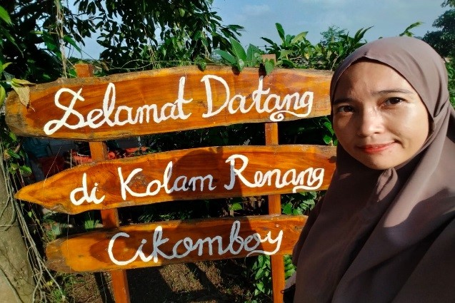 Pesona Kolam Renang Cikomboy